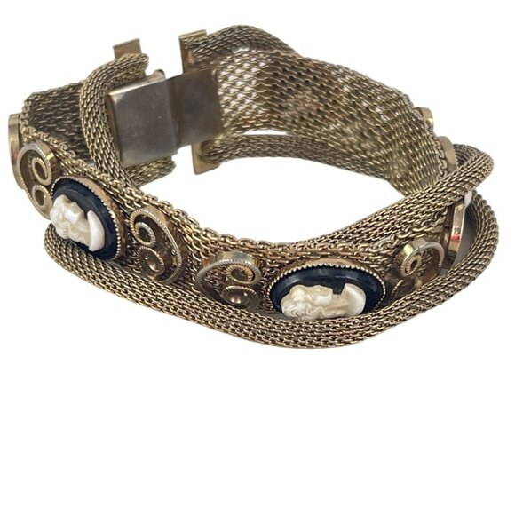 Goldette Unsigned Vintage Gold-Tone Cameo Bracelet Mesh Band With Oval Cameos Vi - Picture 4 of 10